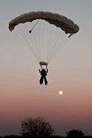 Tandem landing with the Moon